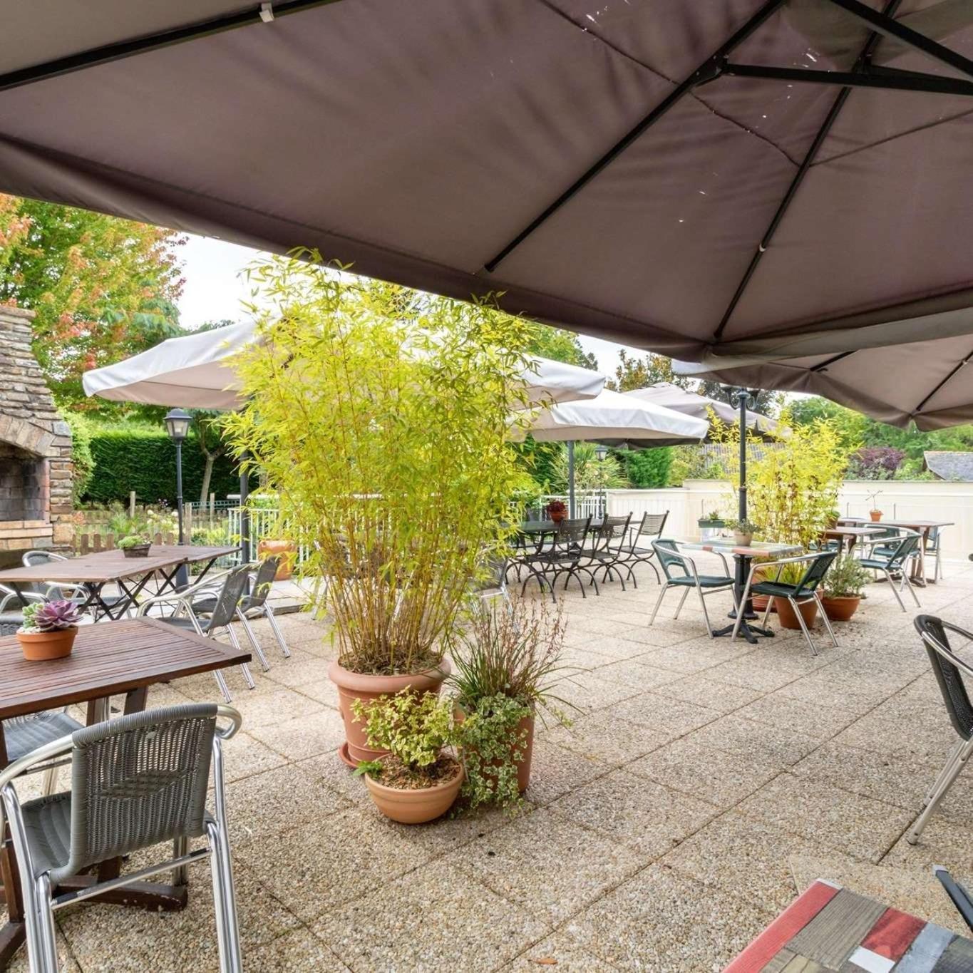 Brit Hotel Le Cygne Saint-Hilaire-du-Harcouët Εξωτερικό φωτογραφία