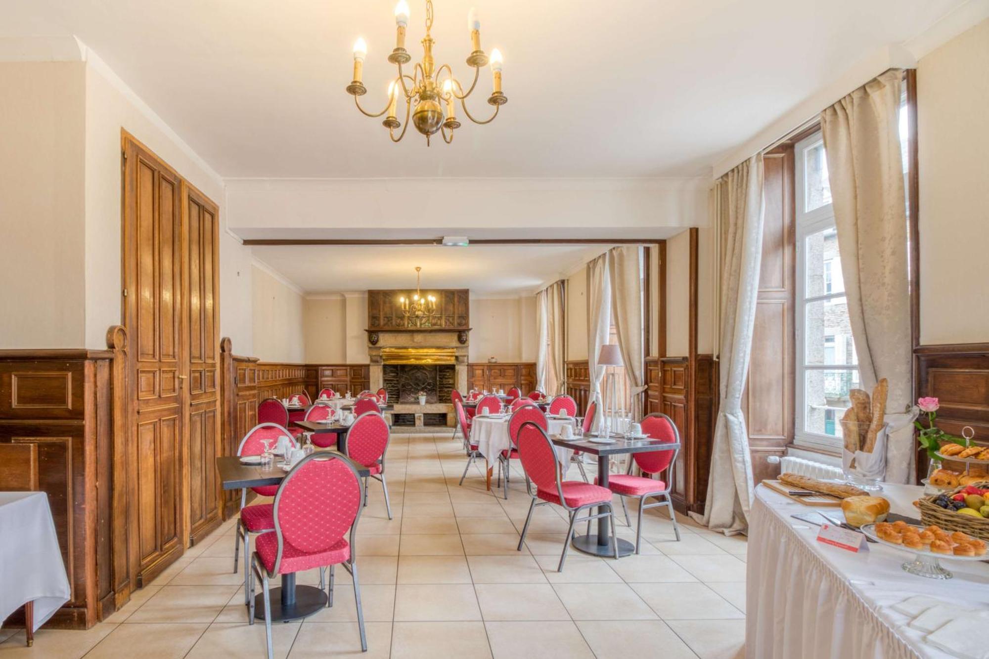 Brit Hotel Le Cygne Saint-Hilaire-du-Harcouët Εξωτερικό φωτογραφία