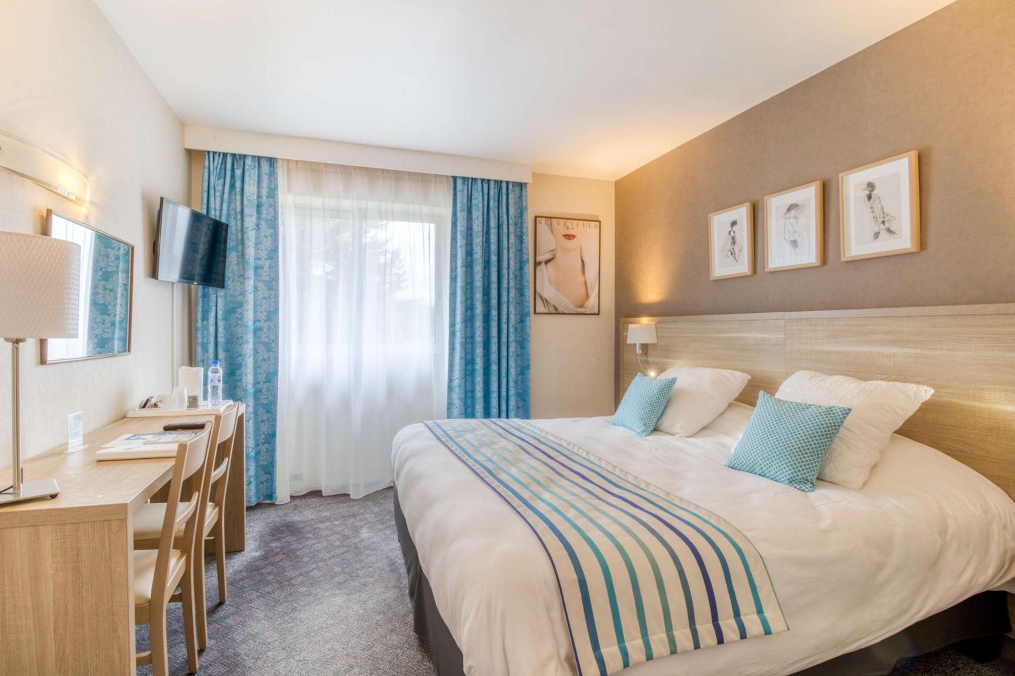 Brit Hotel Le Cygne Saint-Hilaire-du-Harcouët Εξωτερικό φωτογραφία