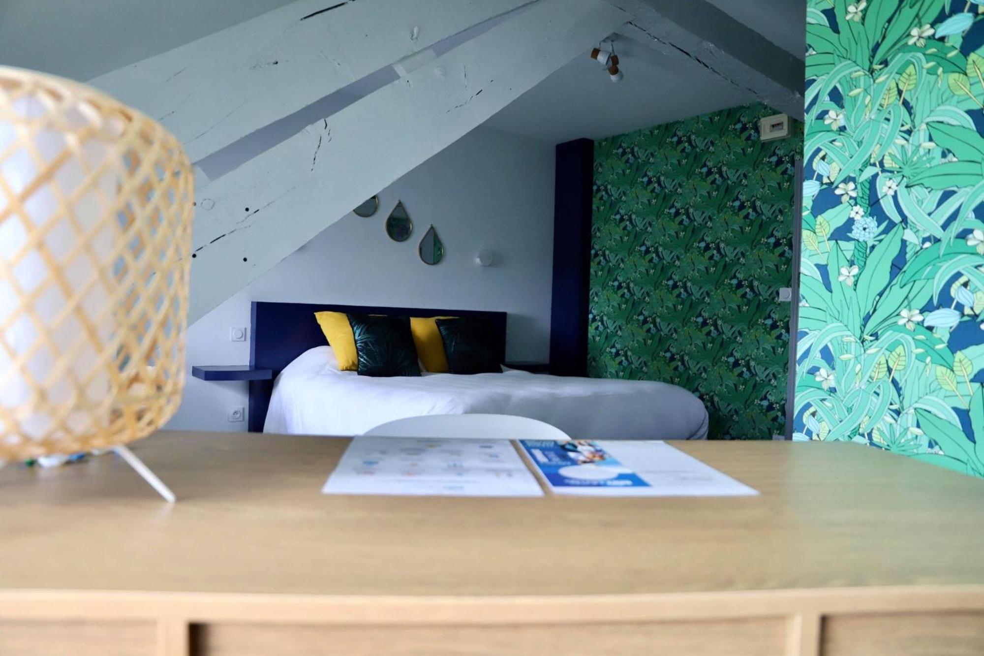 Brit Hotel Le Cygne Saint-Hilaire-du-Harcouët Εξωτερικό φωτογραφία