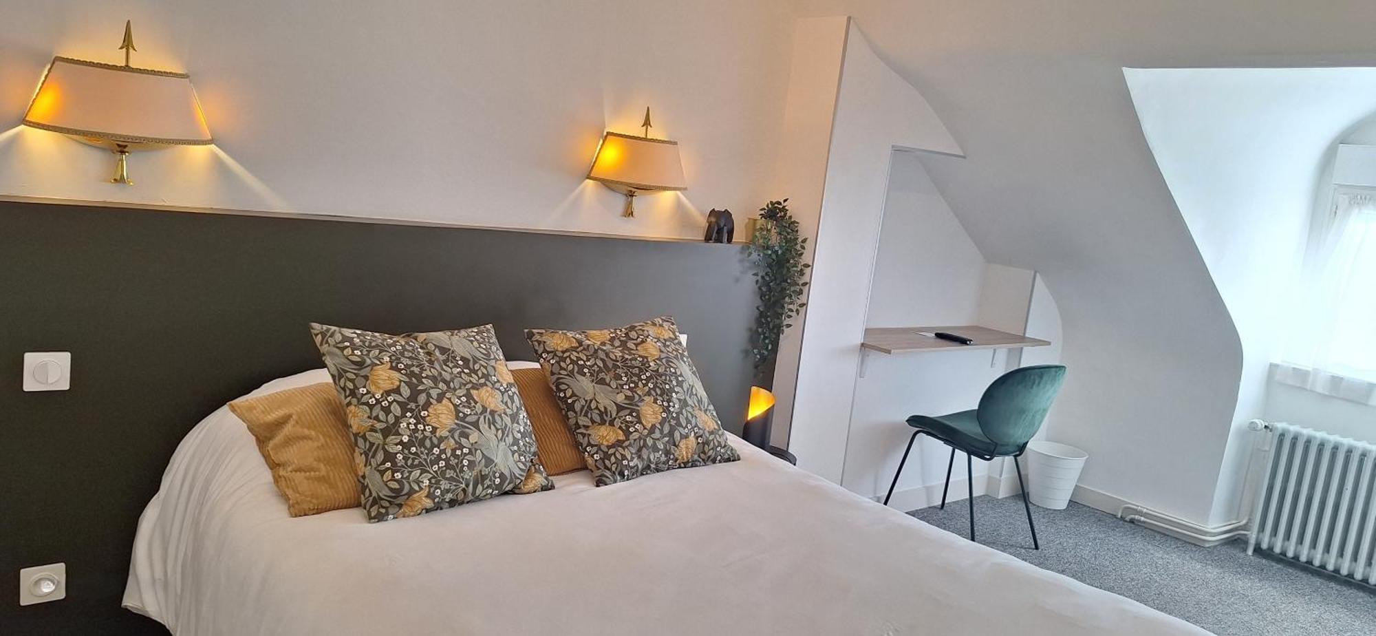 Brit Hotel Le Cygne Saint-Hilaire-du-Harcouët Εξωτερικό φωτογραφία