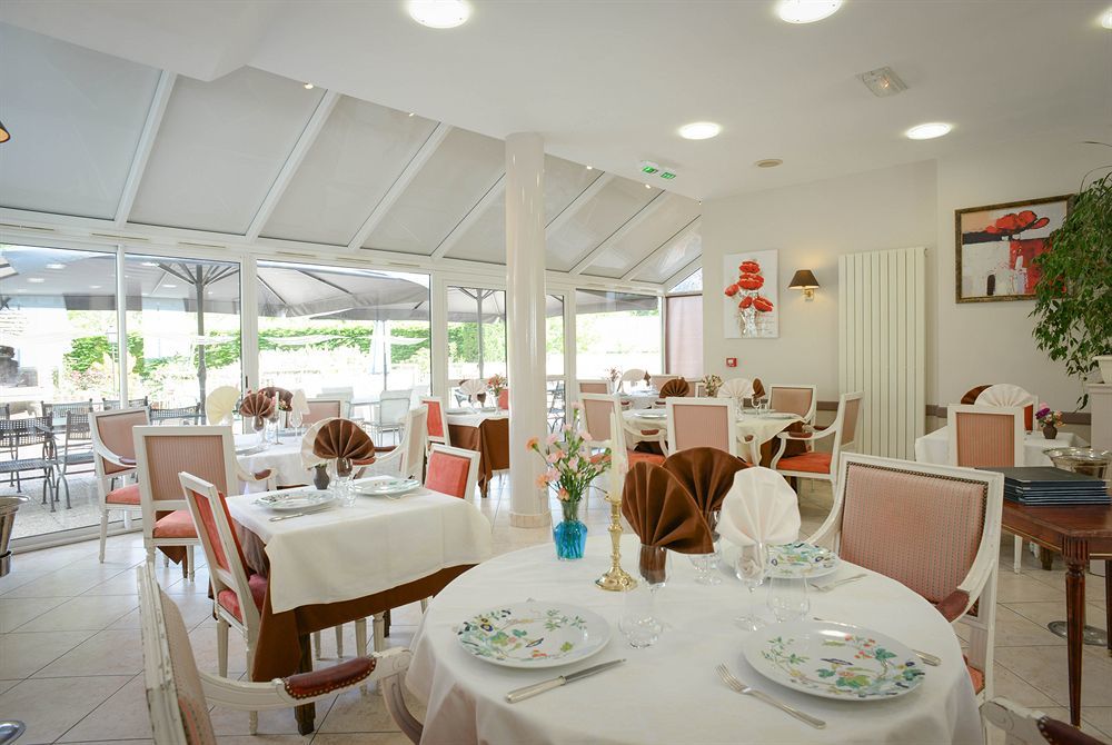 Brit Hotel Le Cygne Saint-Hilaire-du-Harcouët Εξωτερικό φωτογραφία
